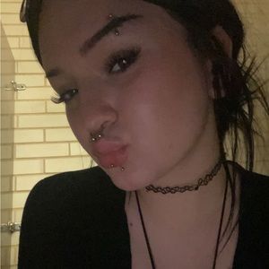 Meet your Posher, Lee